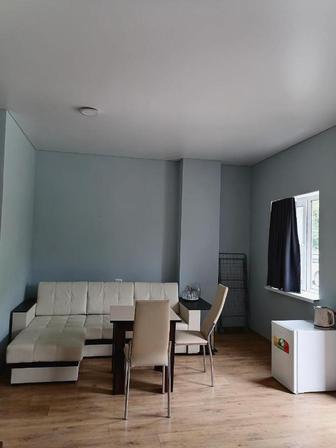 Mini-Hotel Abazgaa Gagra Buitenkant foto